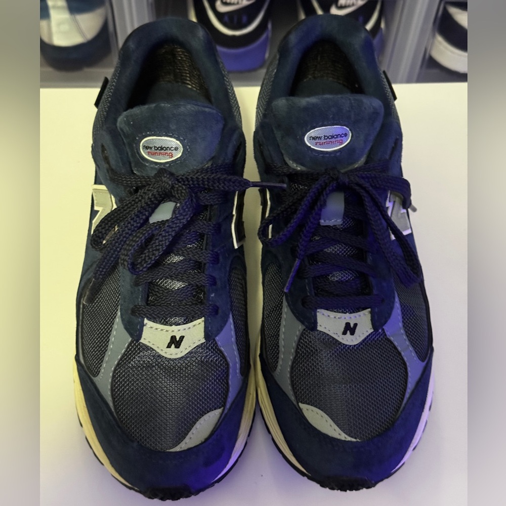 New Balance 2002R Gortex Men's Dark Blue and Gray Sneakers